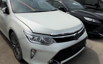 2016 Toyota Camry Avv501053725 (2)