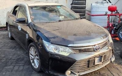 2016 Toyota Camry Avv501057093 (1)